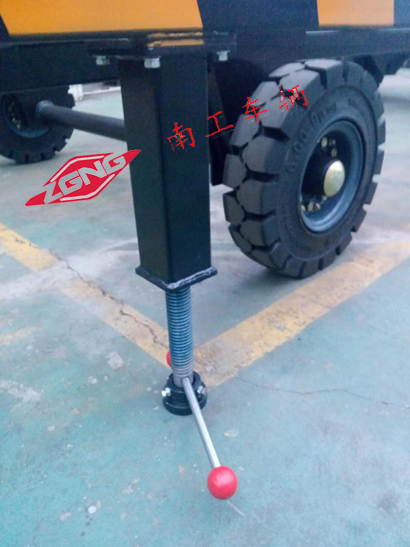 4吨带螺纹支腿骨架式星空买球(中国)4I.jpg