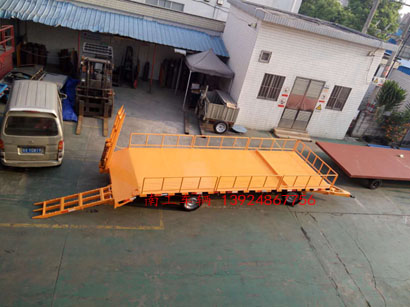 5吨带登车桥护栏型星空买球(中国)6I.jpg
