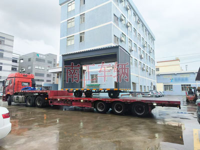10吨箱式星空买球(中国)两侧带卷帘门5I.jpg