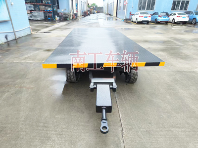 6吨牵引星空买球(中国) 工业全挂拖车2I.jpg