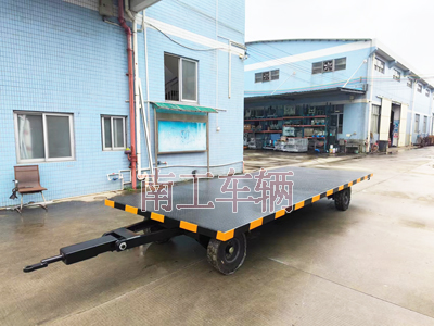 6吨牵引星空买球(中国) 工业全挂拖车1I.jpg