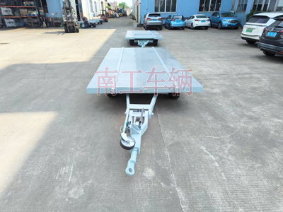 船体艏段运输星空买球(中国)4I.jpg