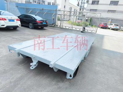 船体艏段运输星空买球(中国)1I.jpg