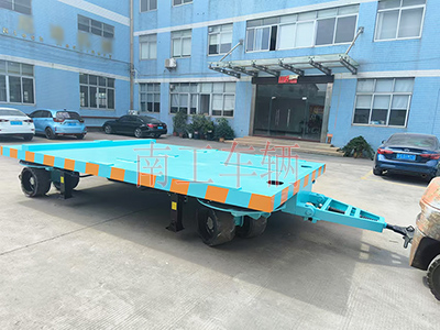 18吨重型星空买球(中国) 四个转盘工具拖车I.jpg