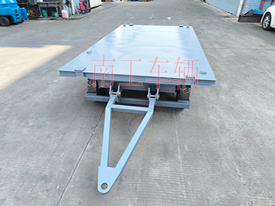 3吨小型牵引星空买球(中国) 全挂车I.jpg