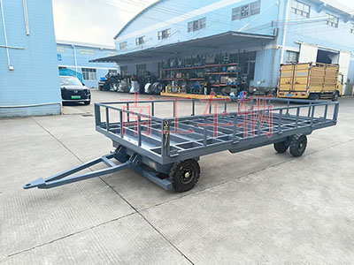 4吨骨架式星空买球(中国) 带下翻护栏工具拖车3I.jpg